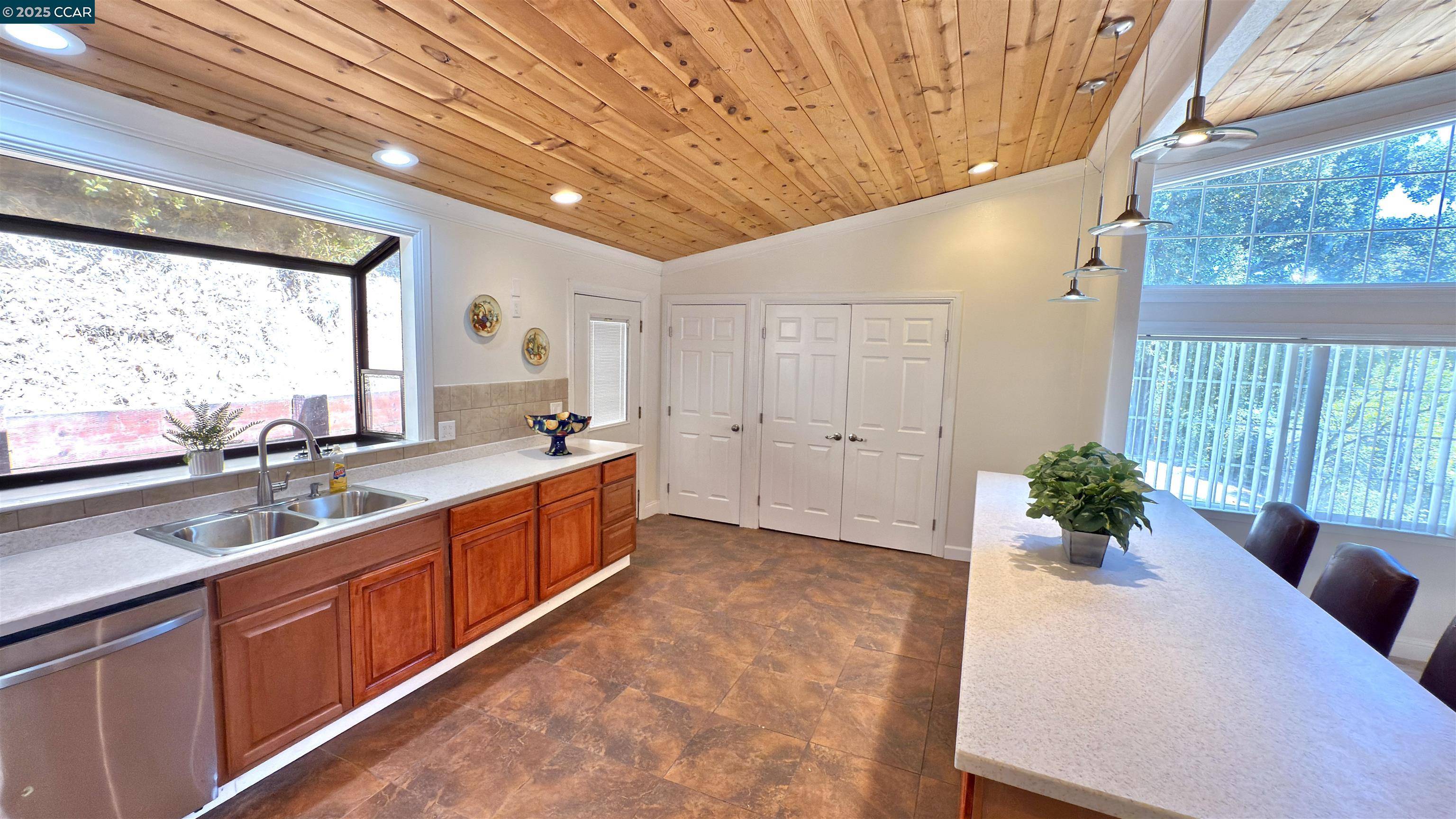 Lower Lake, CA 95457,5935 Sunrise Ct