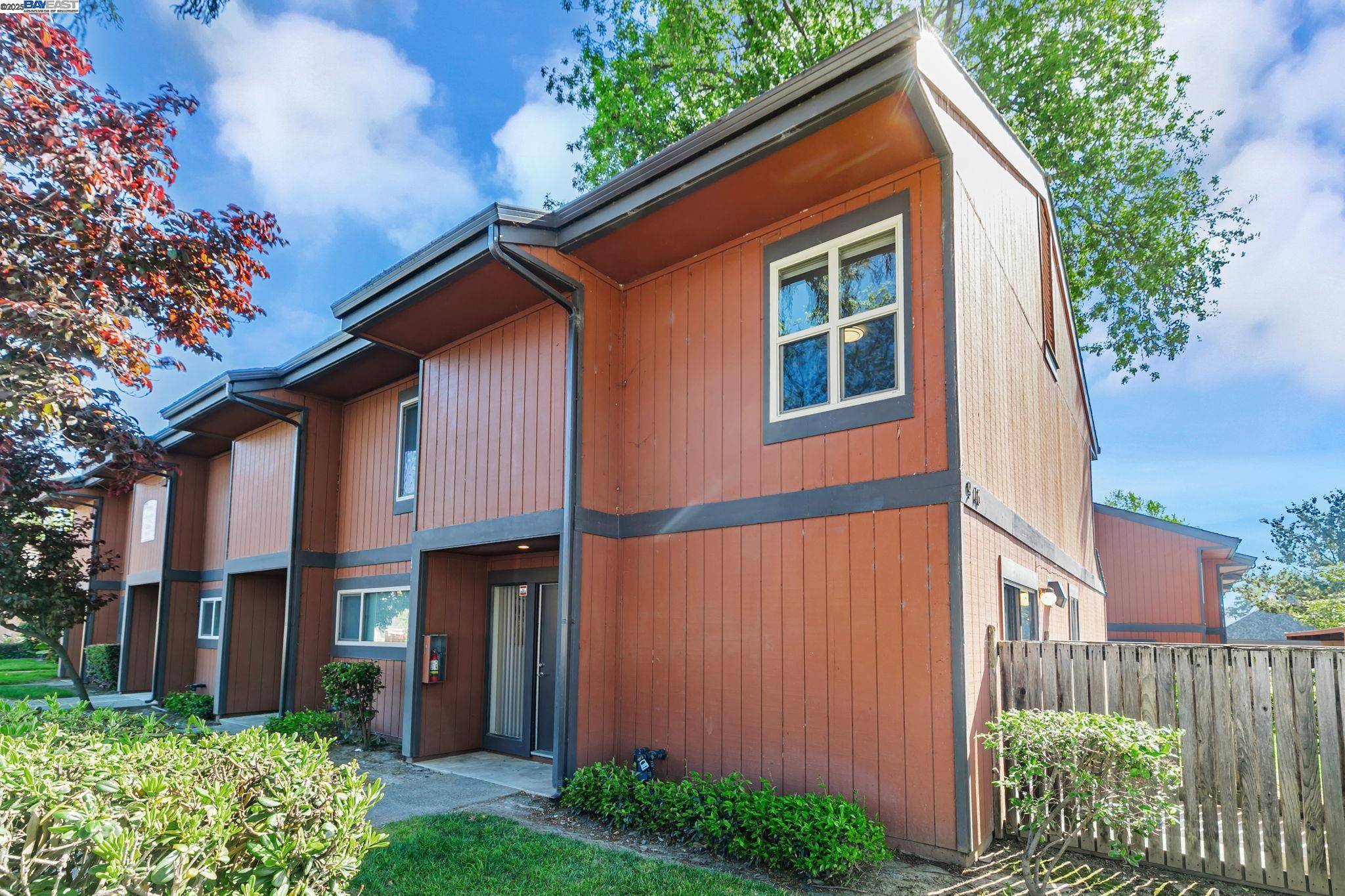 Fremont, CA 94536,38627 Cherry Ln #9