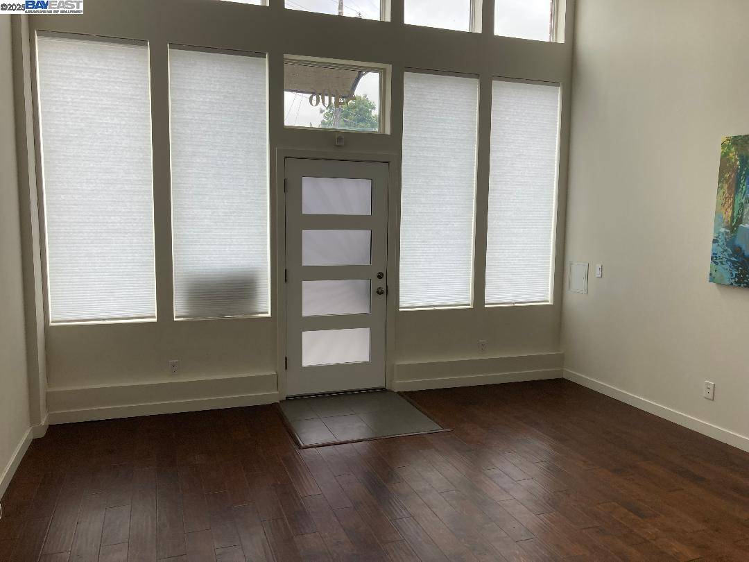 Oakland, CA 94601,5406 Trask St