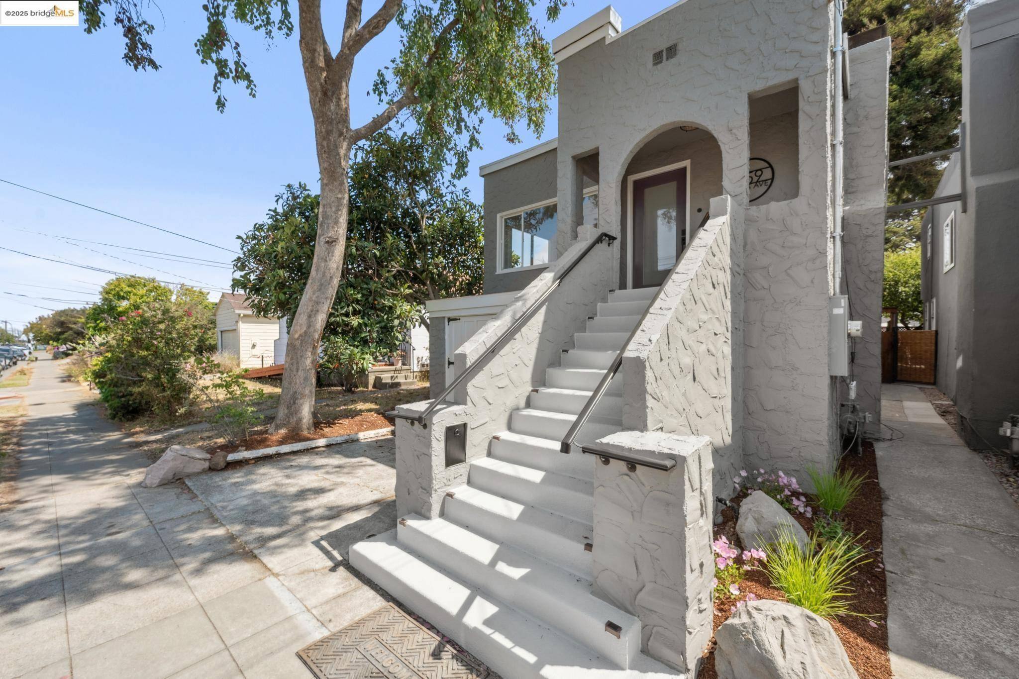 Albany, CA 94706,959 Kains Ave