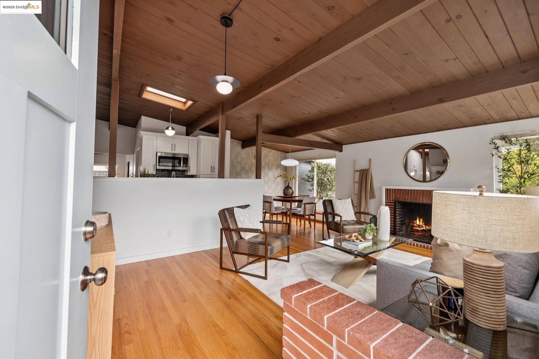 El Cerrito, CA 94530,7827 Potrero Ave