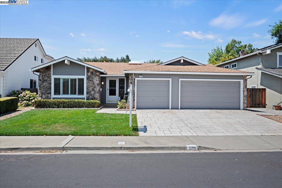 Pleasanton, CA 94588,3186 Berkshire Ct