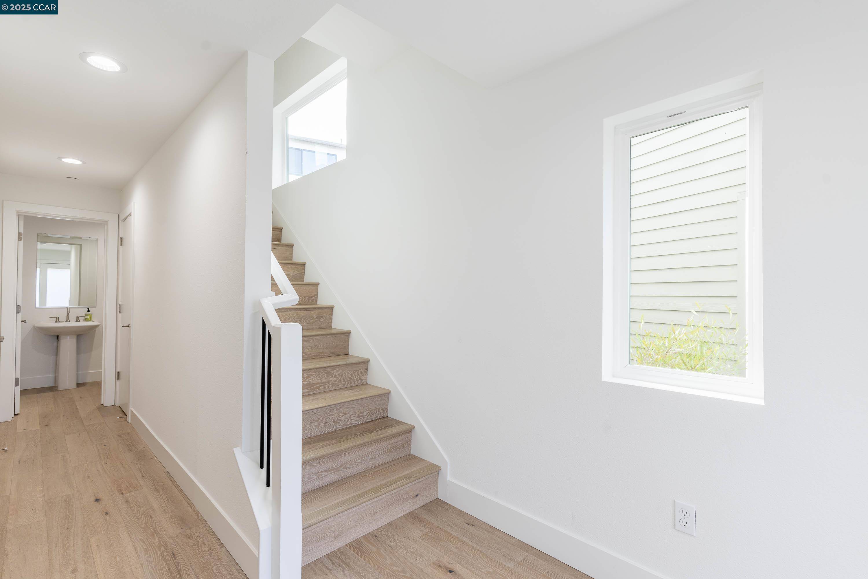 Walnut Creek, CA 94597,218 Avant Pl