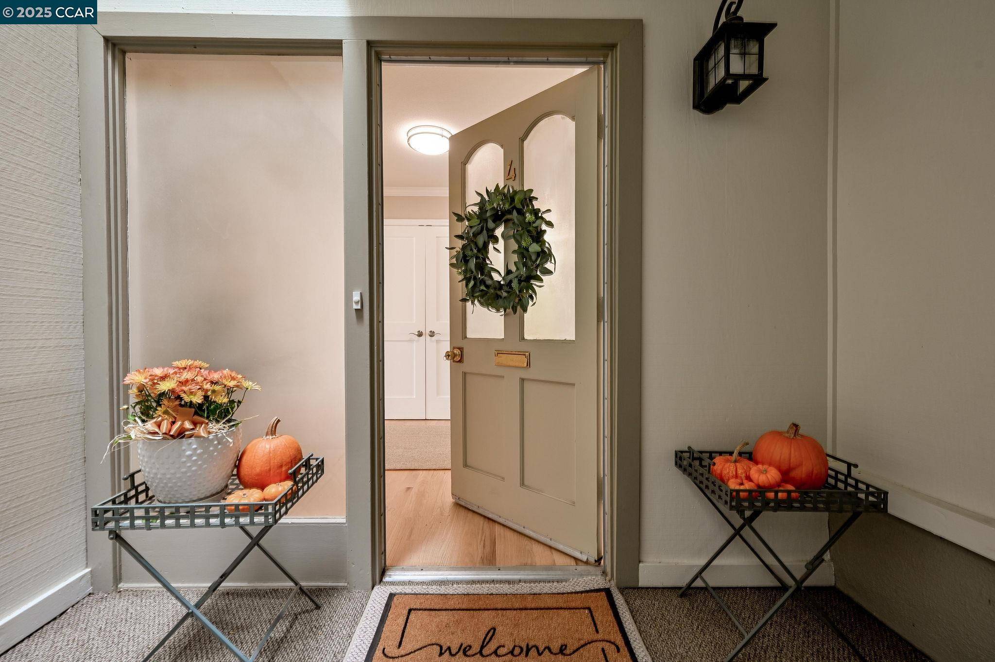 Walnut Creek, CA 94595,2000 Golden Rain Road #4