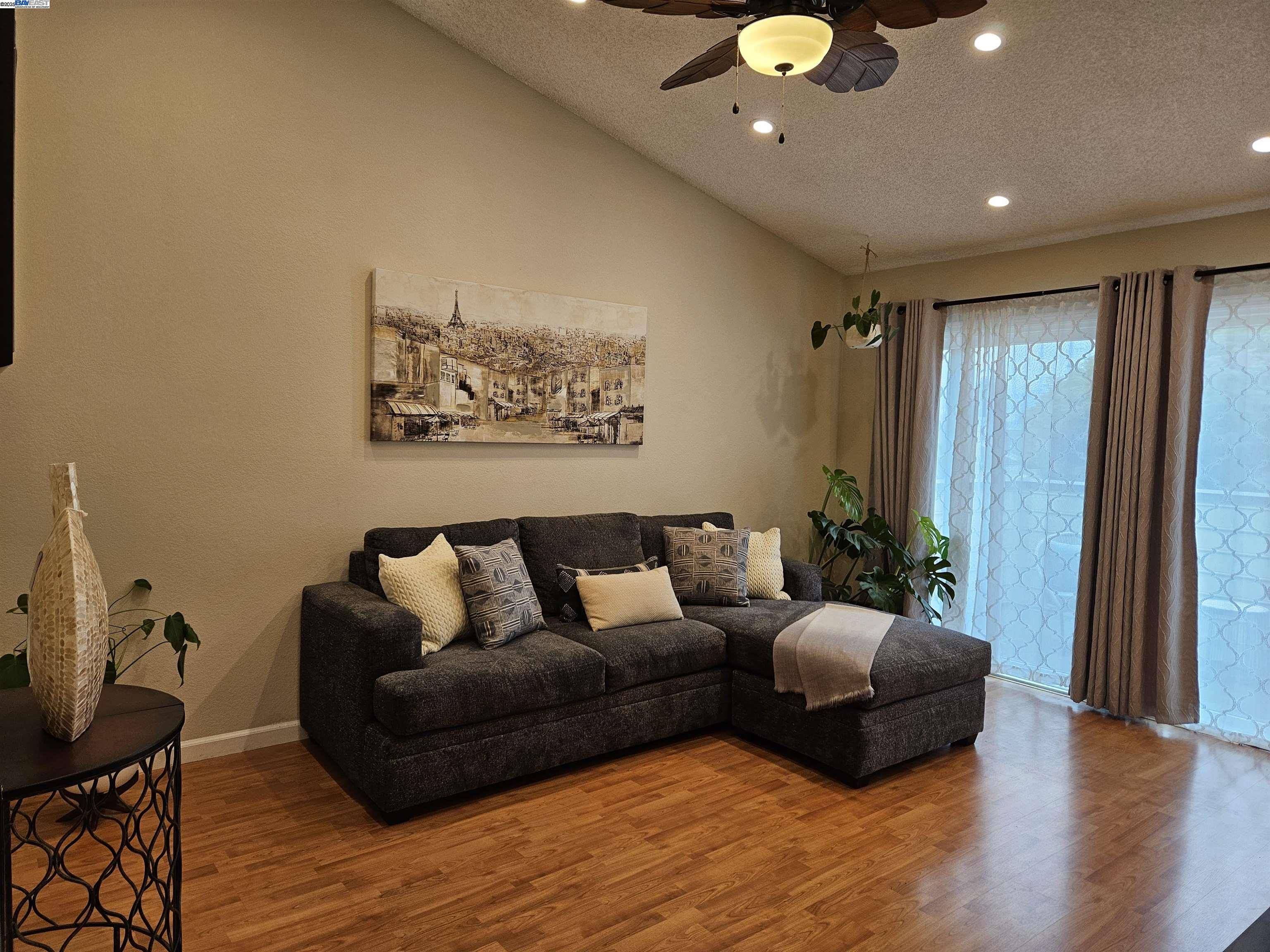 San Leandro, CA 94578,3847 Yorkshire St #8