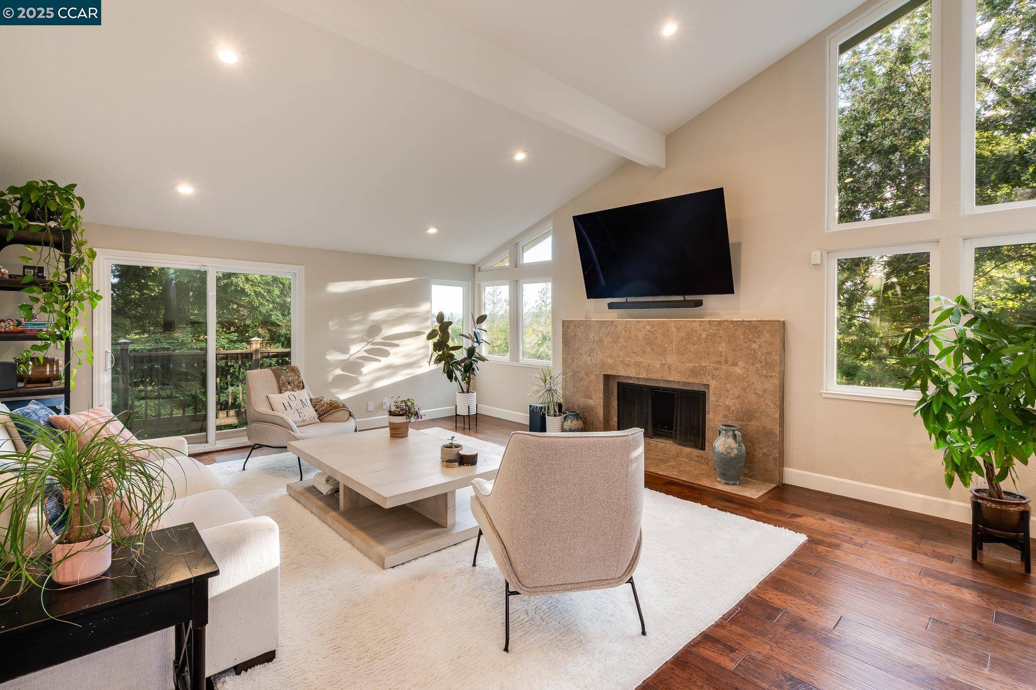 Danville, CA 94526,219 Arthur Ct