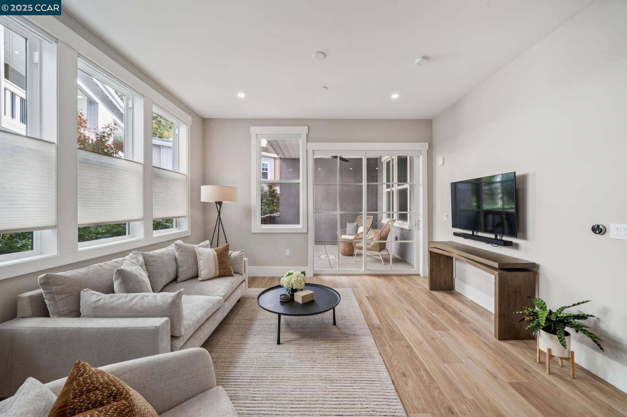 Danville, CA 94526,600 Hartz Ave #114