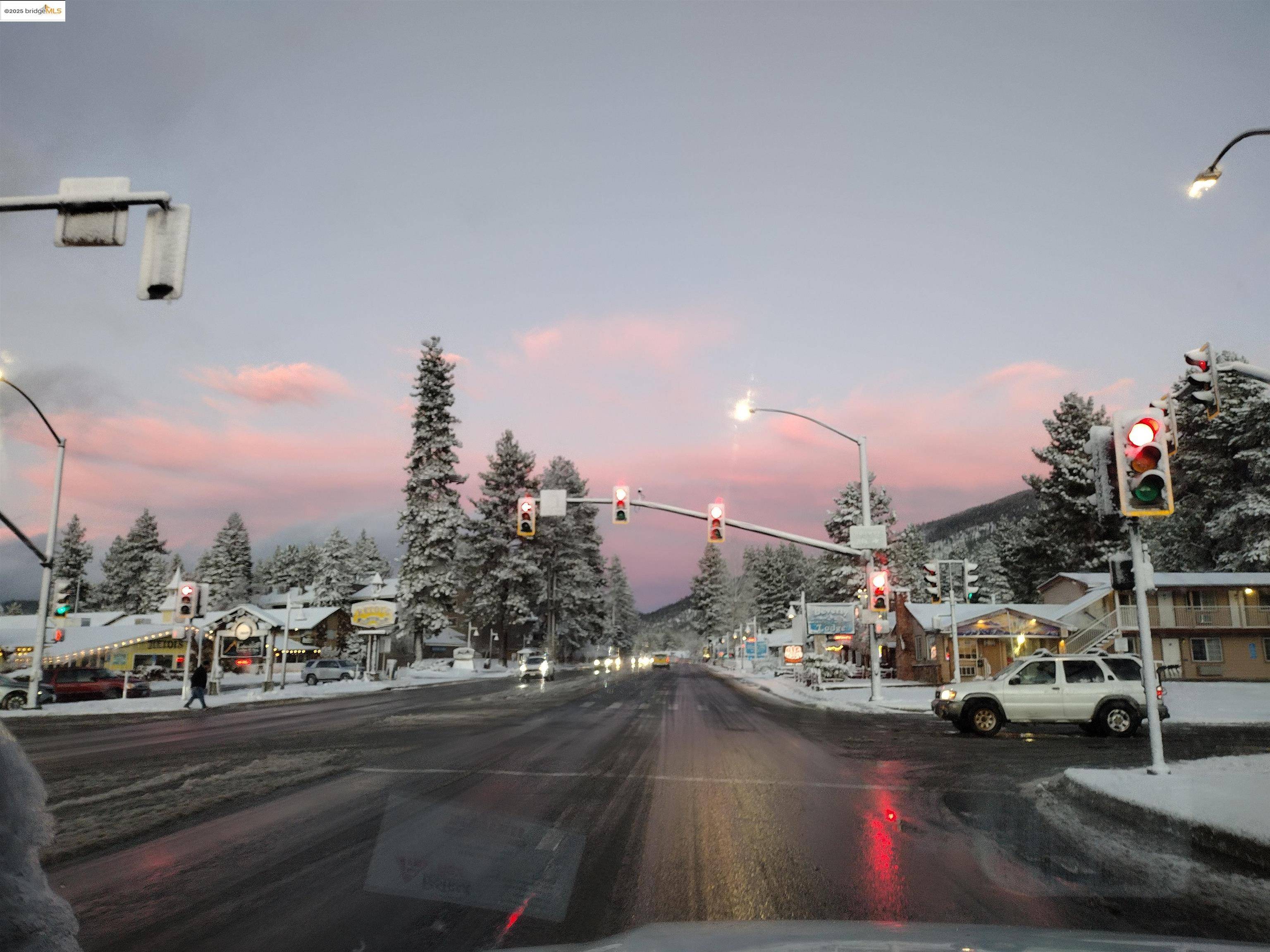 South Lake Tahoe, CA 96150,864 San Francisco Ave