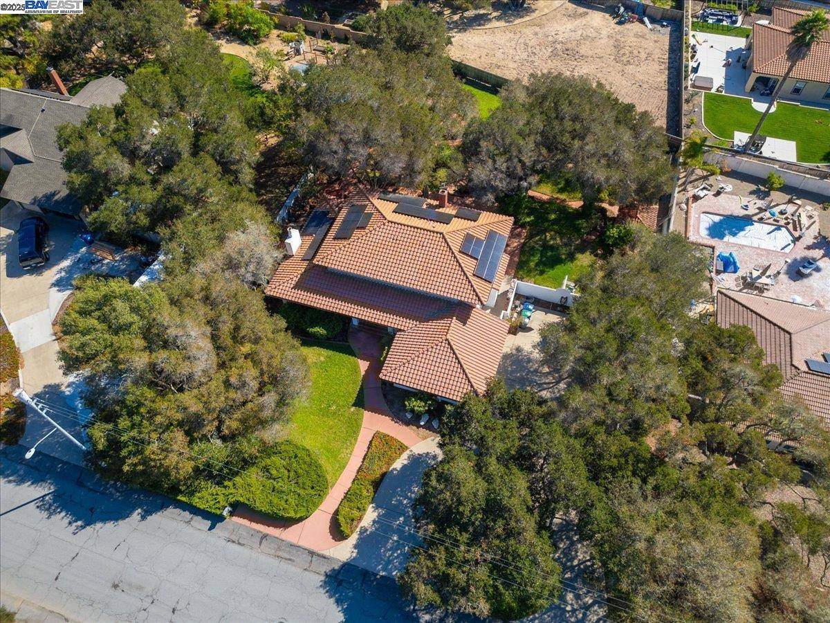 Lompoc, CA 93436,298 Saint Andrews Way