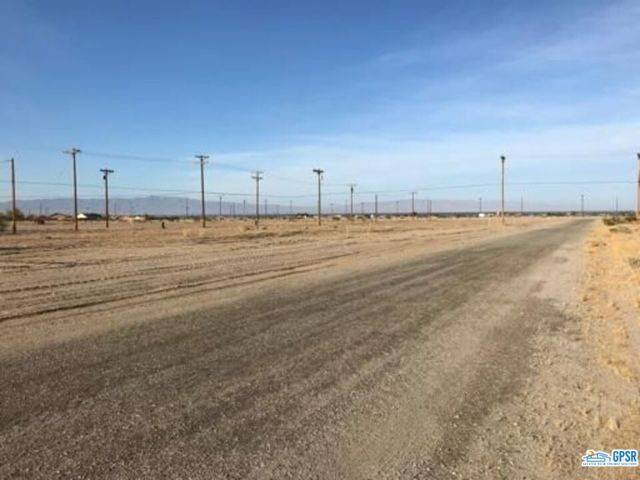 Salton City, CA 92275,2322 Cooper Avenue