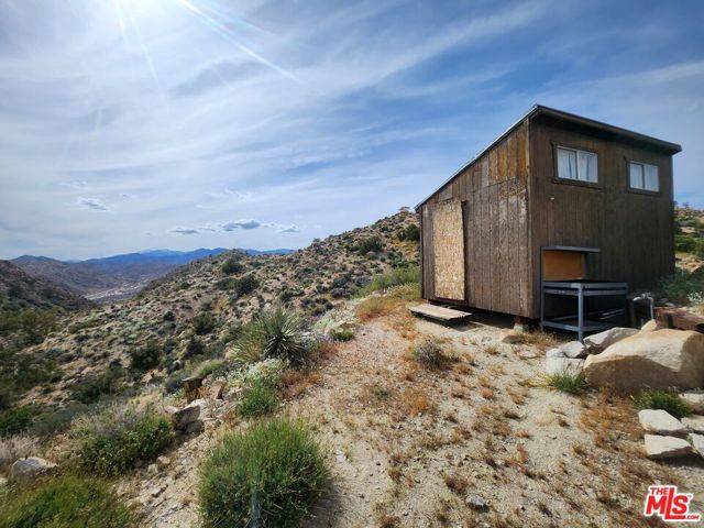 Yucca Valley, CA 92286,20 W Omega Trail