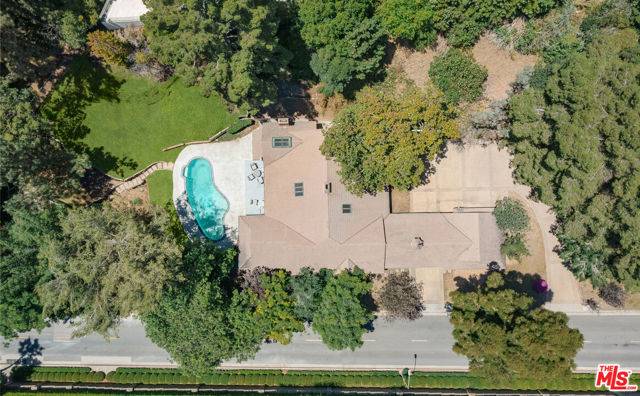 Beverly Hills, CA 90210,1119 Schuyler Road