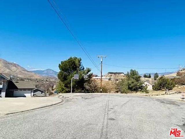 Lake Isabella, CA 92345,0 Geneva Ct