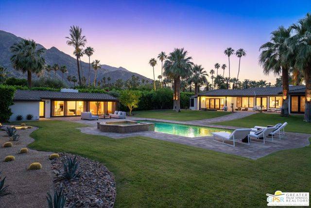 Palm Springs, CA 92262,467 W Via Lola