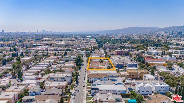 Los Angeles, CA 90038,5431 Lemon Grove Avenue