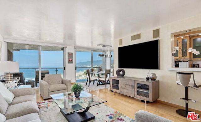 Santa Monica, CA 90402,201 Ocean Avenue #609P