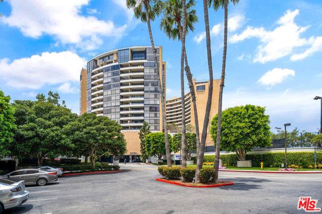 Marina Del Rey, CA 90292,4316 Marina City Drive #521C