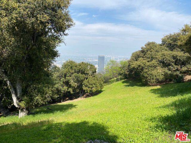 Studio City (los Angeles), CA 91604,7831 Mulholland Drive