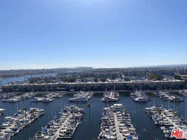 Marina Del Rey, CA 90292,4314 Marina City Drive #526