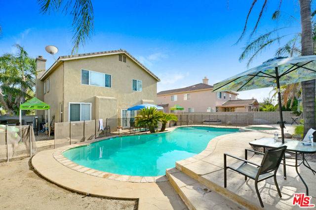 Fontana, CA 92336,15164 Beartree Street