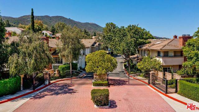 Newbury Park (thousand Oaks), CA 91320,67 Greenmeadow Drive