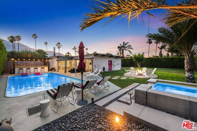 Palm Springs, CA 92262,668 N Farrell Drive