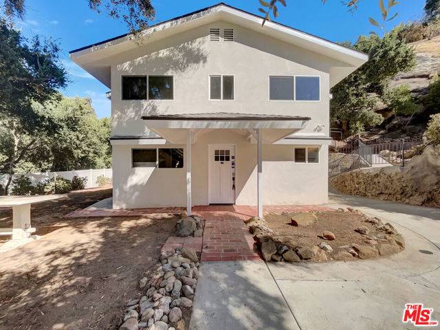 Simi Valley, CA 93063,6440 Clear Springs Road