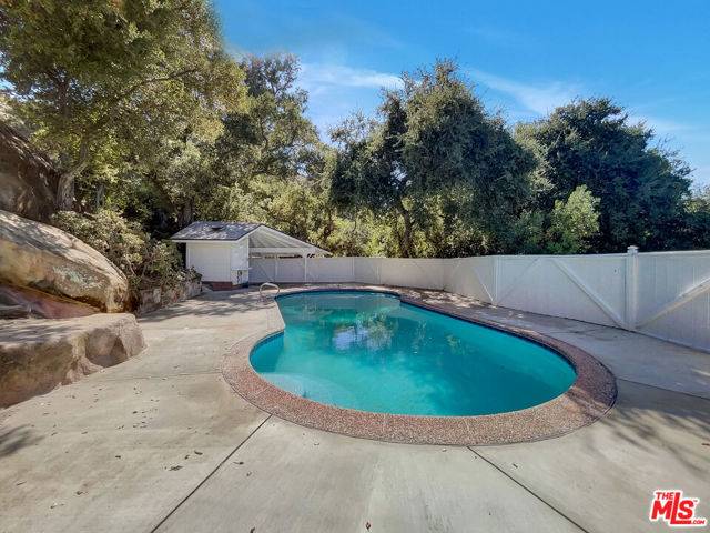 Simi Valley, CA 93063,6440 Clear Springs Road