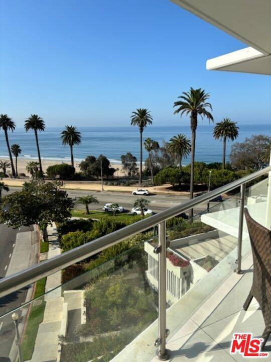 Santa Monica, CA 90402,201 Ocean Avenue #709B