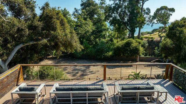 Carpinteria, CA 93013,2937 Padaro Lane