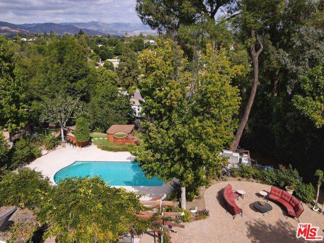 Hidden Hills, CA 91302,24333 Little Valley Road