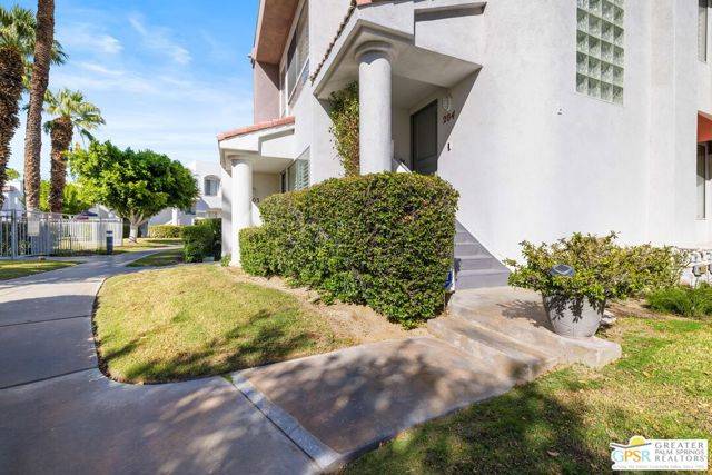 Palm Springs, CA 92262,401 S El Cielo Road #204