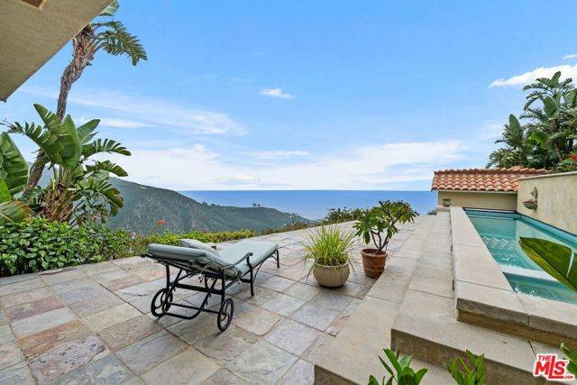 Malibu, CA 90265,21740 Azurelee Drive