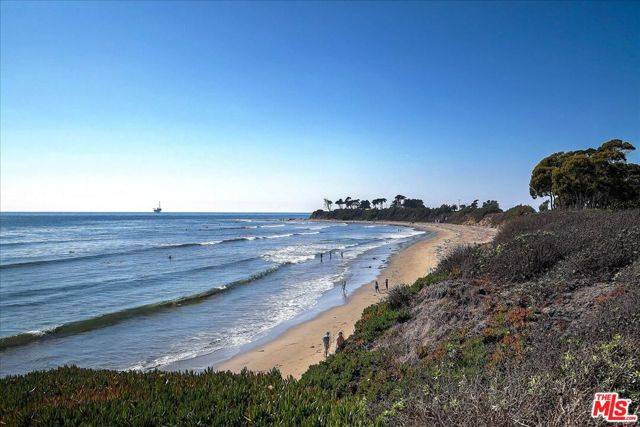 Goleta, CA 93117,6891 Del Playa Drive