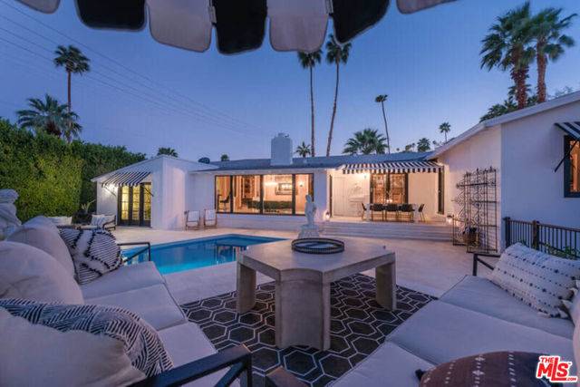 Palm Springs, CA 92264,148 W Camino Descanso