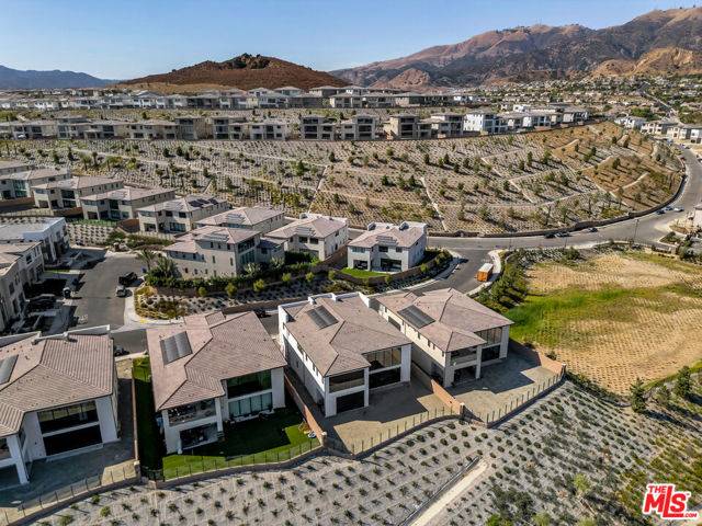 Porter Ranch (los Angeles), CA 91326,11740 Abbey Lane