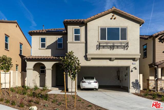 Newhall (santa Clarita), CA 91321,23725 Orange Blossom Dr