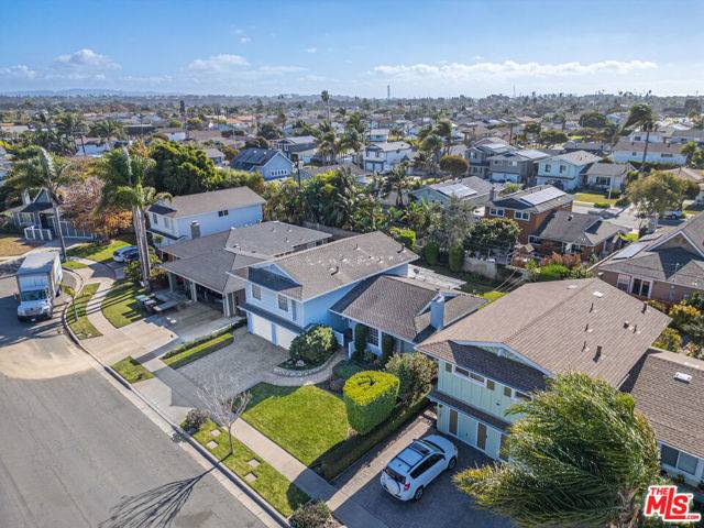 Huntington Beach, CA 92646,9352 Malahine Drive