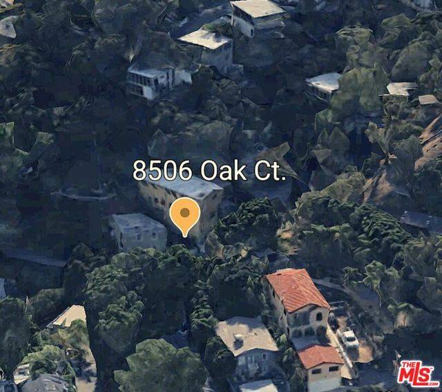 Los Angeles, CA 90046,8506 Oak Court