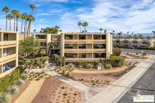 Palm Springs, CA 92264,2454 E Palm Canyon Drive #3D