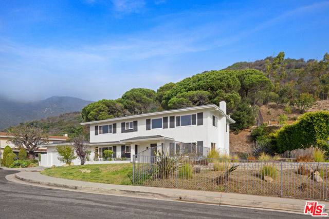 Pacific Palisades (los Angeles), CA 90272,18053 Blue Sail Drive