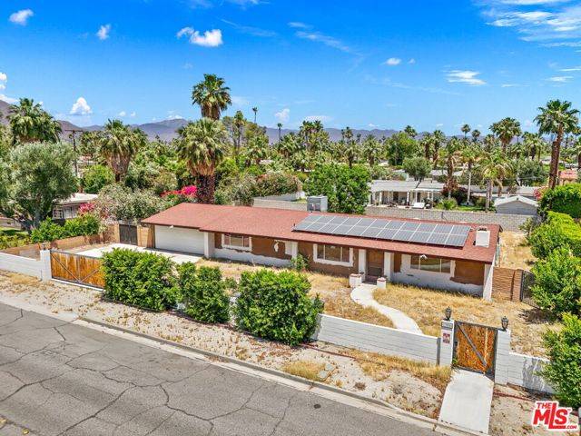 Palm Springs, CA 92262,1356 Tamarisk Road