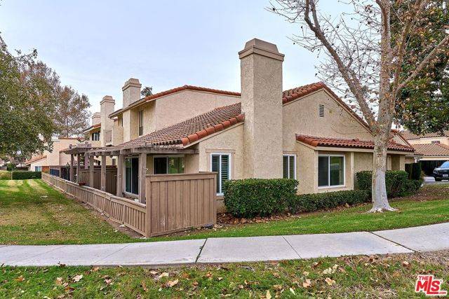 Fullerton, CA 92835,676 Colonial Circle