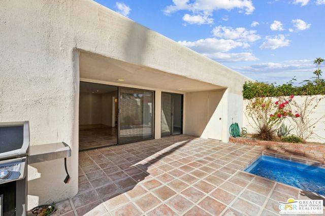 Palm Springs, CA 92262,1107 E Alejo Road