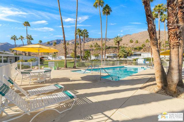 Palm Springs, CA 92264,296 E Avenida Granada