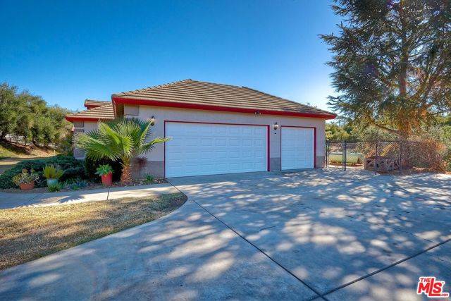 Valley Center, CA 92082,30580 Rock Rose Lane