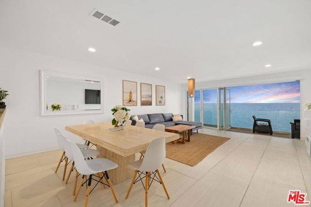 Malibu, CA 90265,20462 Pacific Coast Highway