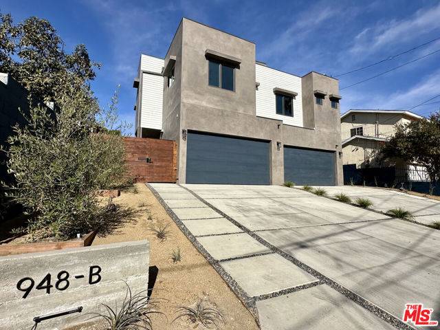 Inglewood, CA 90302,948 E 67th Street #B