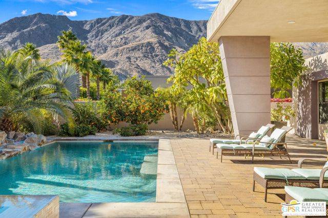 Palm Springs, CA 92264,463 Lautner Lane