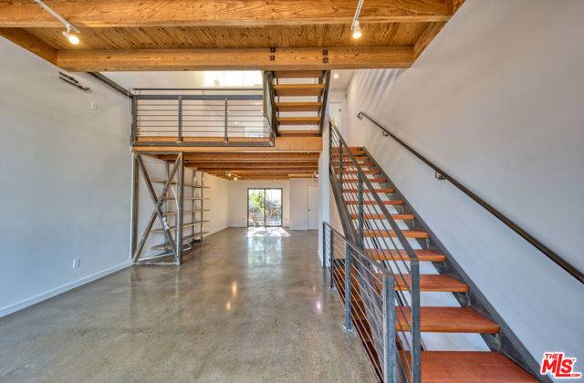 Venice (los Angeles), CA 90291,1113 Electric Avenue #6